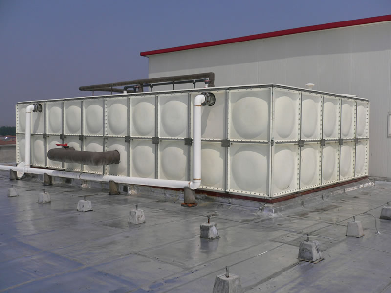 如何保养以延长玻璃钢水箱的使用年限。